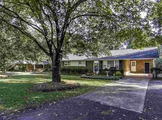 2035 Evergreen Dr, Boiling Springs, SC 29316