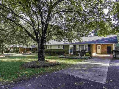 2035 Evergreen Dr, Boiling Springs, SC, 29316