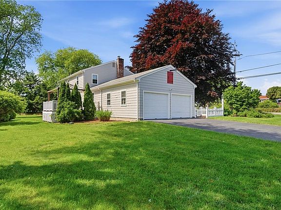 4th image of 2699 Diamond Hill Rd