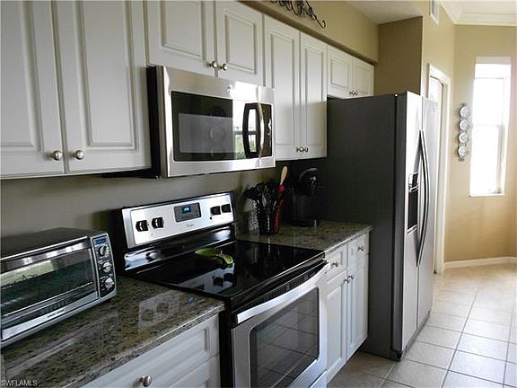 3rd image of 10350 Washingtonia Palm Way APT 4236