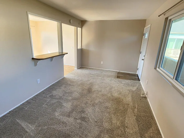 217 Dunecrest Ave #8 — Photo 7