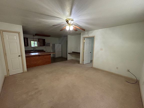 3rd image of 505 W I St APT 1 & 2