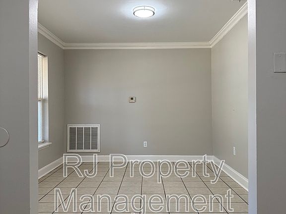5th image of 4652 Kassel Rd