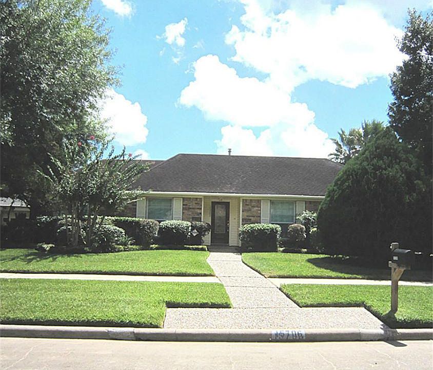 1st image of 15706 Larkfield Dr