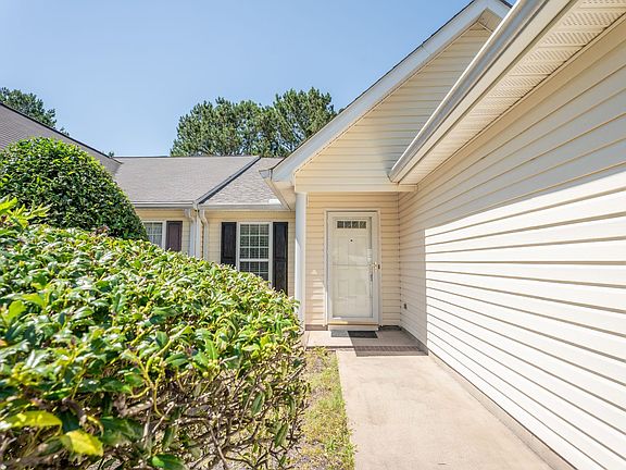 4th image of 315 Southbank Dr