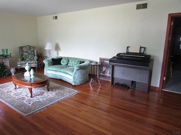 5th image of 1811 N Barcelona St