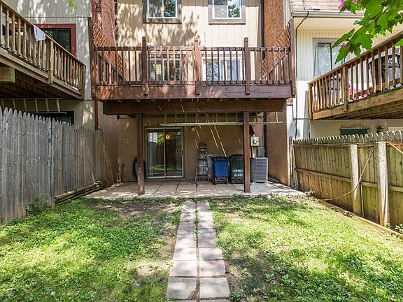 4th image of 1036 Knight Ln