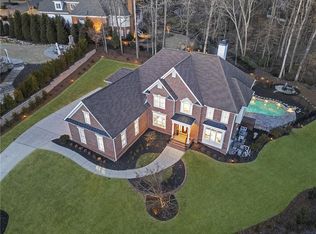 610 Newport Shr, Alpharetta, GA 30005