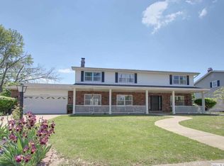 2900 Harrison Pl, Quincy, IL 62301
