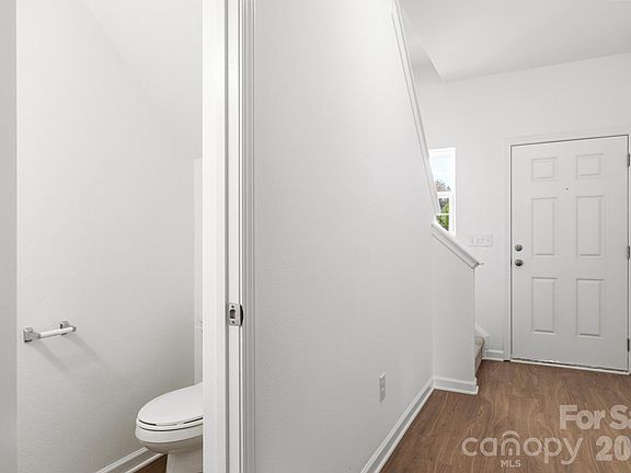 3rd image of 9104 Maidenhair Ct
