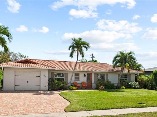 105 S Bahama Ave, Marco Island, FL 34145