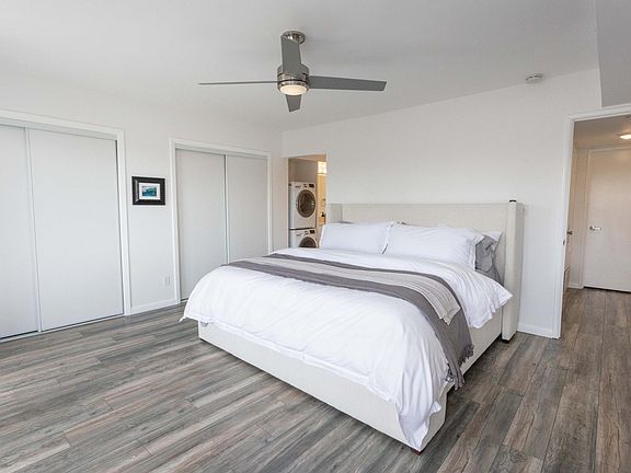 4th image of 1043 E Maryland Ave #8