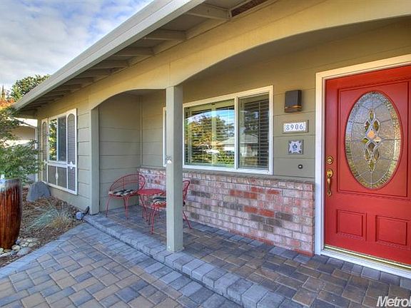 3rd image of 8906 Gulfport Way