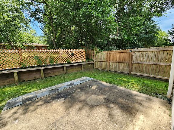 3rd image of 5752 Olivia Ln