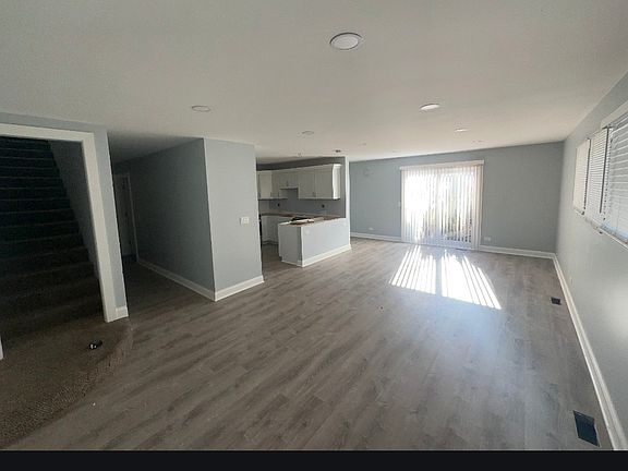 2nd image of 405 1st St