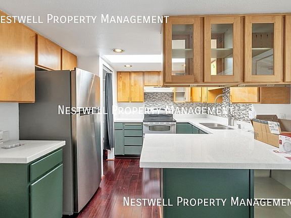 3rd image of 7857 S Honeywood Cove Dr