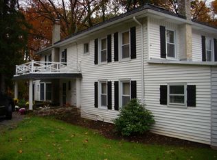 282 Lows Hollow Rd, Stewartsville, NJ 08886