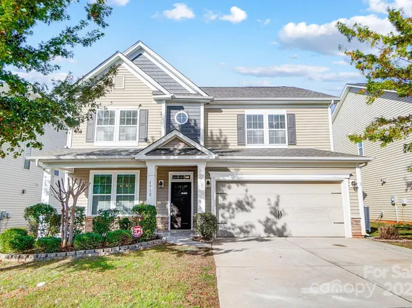 8912 Inverness Bay Rd, Charlotte, NC 28278
