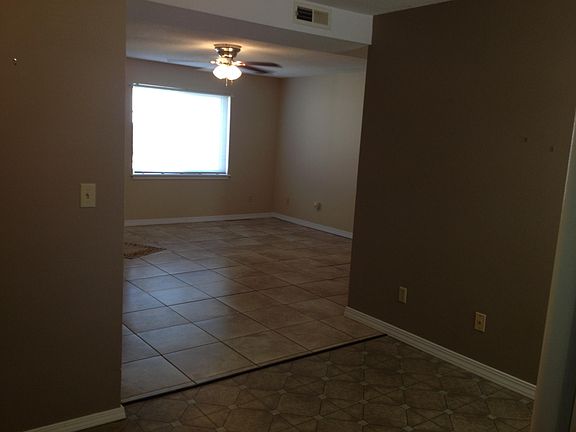 3rd image of 313 N D St