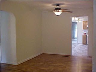 5th image of 110 N Parkdale Ave