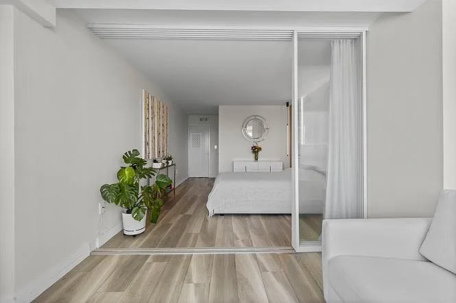 8 Whittier Pl #9J — Photo 8
