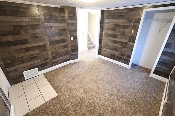 885 Brown St — Photo 13