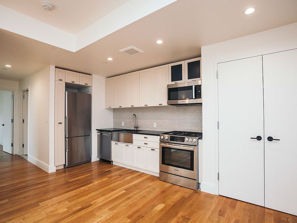 1st image of 1035 Fulton St APT 7A