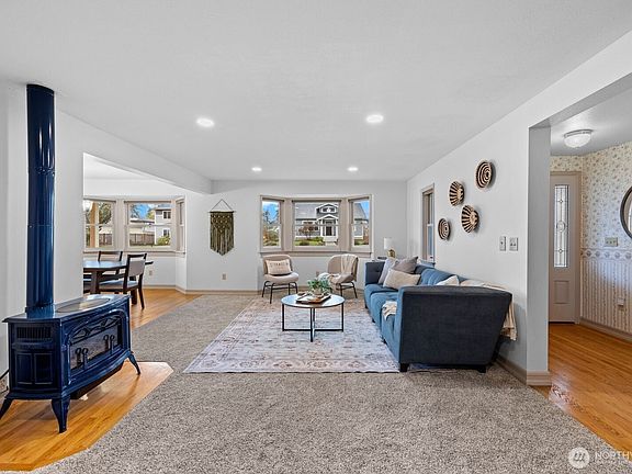 5th image of 501 3rd Street