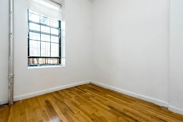 Rented by Nooklyn NYC LLC | media 62