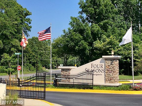 HIghly sought after 55 plus community
