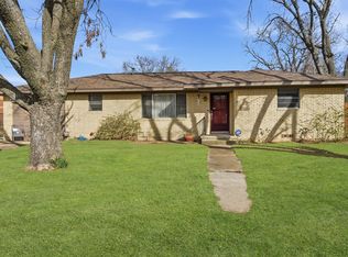 515 Pecan St, Collinsville, TX 76233