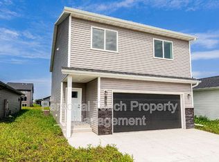 6733 67th Ave S, Horace, ND