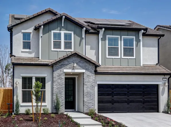 11557 N Via Campagna Dr, Fresno, CA 93730