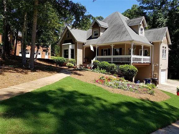 2nd image of 9488 Lakeview Ct