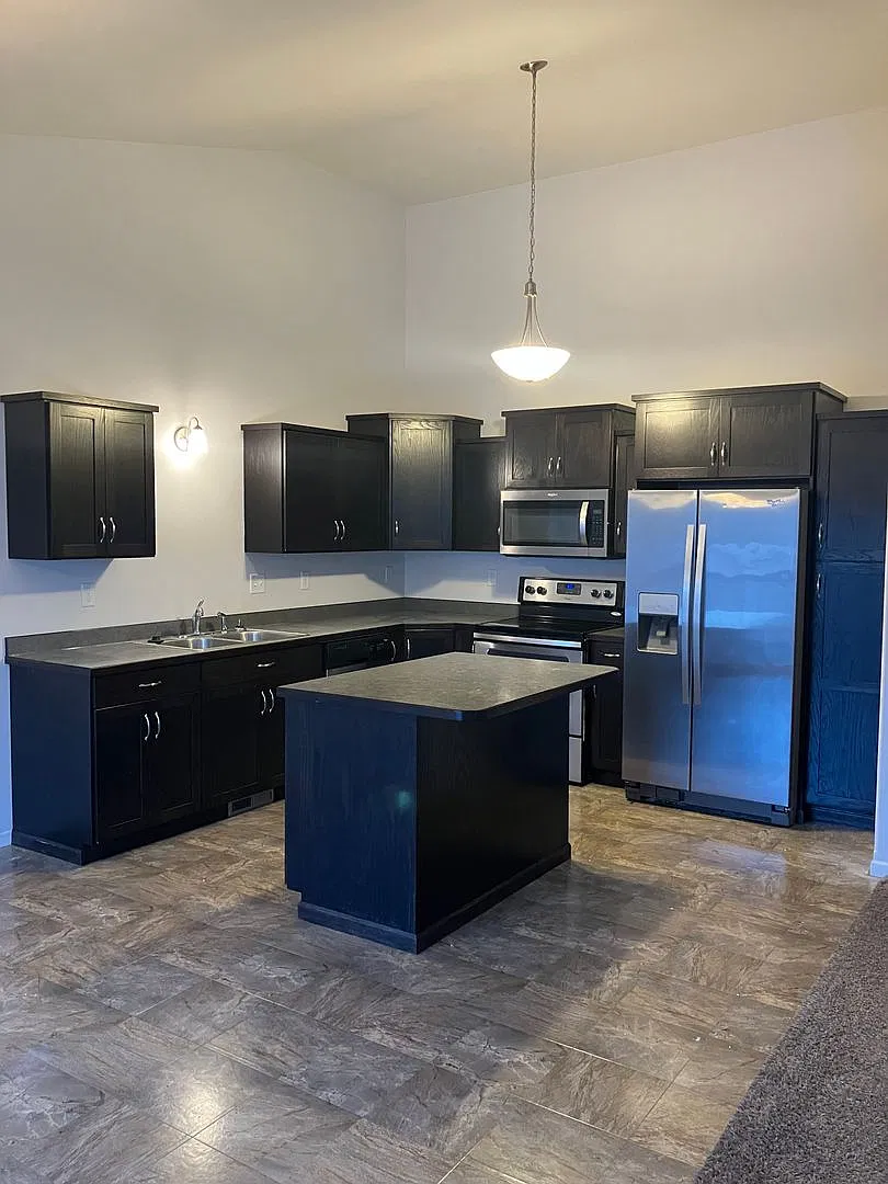 3 Bed 3 Bath Twin Home — Photo 1