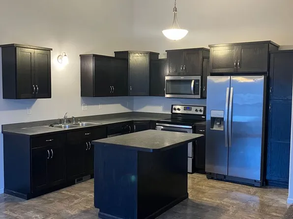 2262 35th Street Cir S, Moorhead, MN 56560