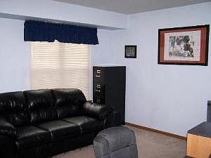 3rd image of 71 Bradford Ln