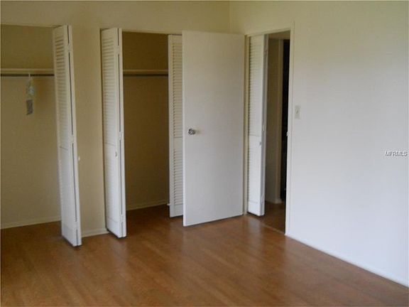 5th image of 8101 11th St N APT 225