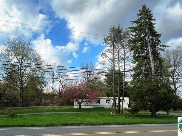 4309 Levans Rd N, Orefield, PA 18069