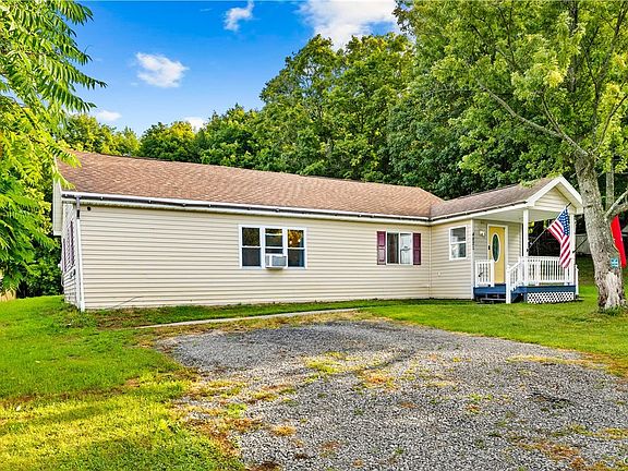 2nd image of 4821 Forest Ave