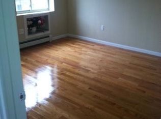 745 E 216th St, Bronx, NY 10467