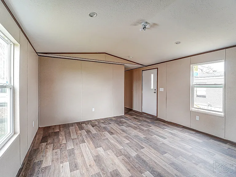 Sycamore Court MHC LLC - Rent to Own — Photo 17