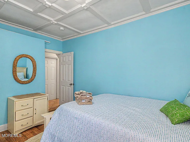 601 4th Ave #1 — Photo 24