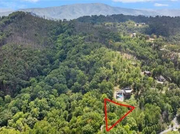 13 Villa Ridge Pl, Sevierville, TN 37862