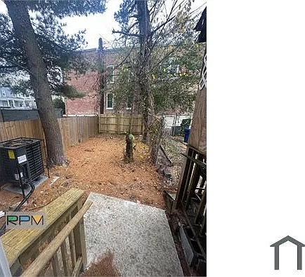 1604 N Ellamont St — Photo 12