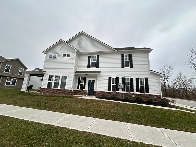 14295 Larson Dr — Photo 2