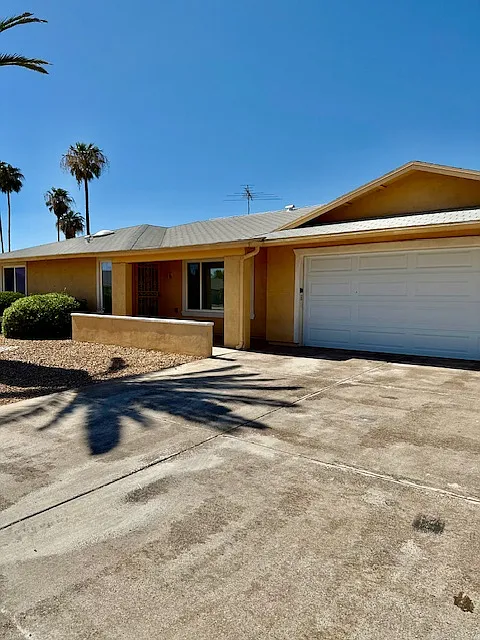10134 W Signal Butte Cir