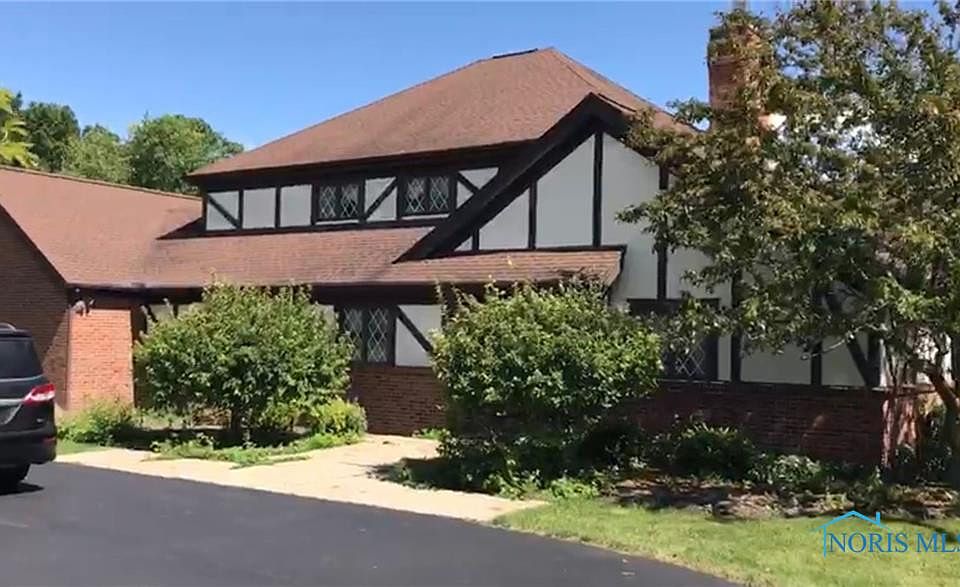 1st image of 130 Pine Ln