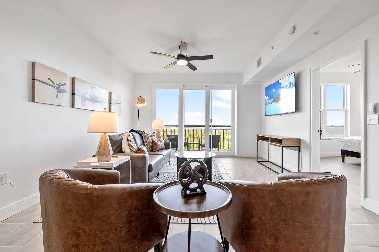 4 bed, 4.0 bath, 2658 sqft, $9,493 — Photo 1