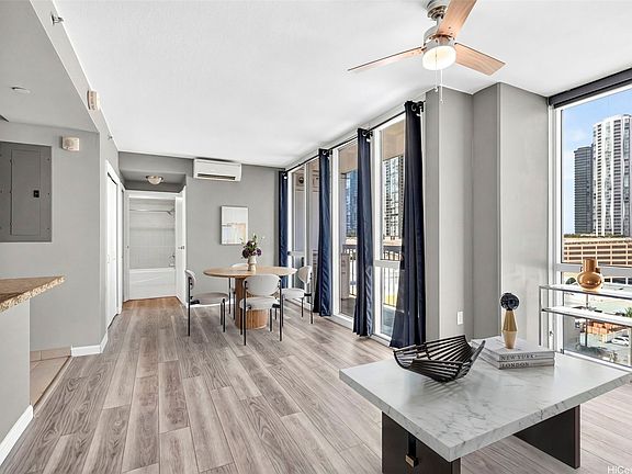 2nd image of 909 Kapiolani Blvd APT 1002